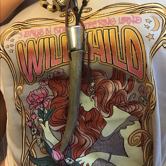 ONE LEFT/Boho Gypsy Wild Child Retro Vintage Tee - Picture 5 of 10